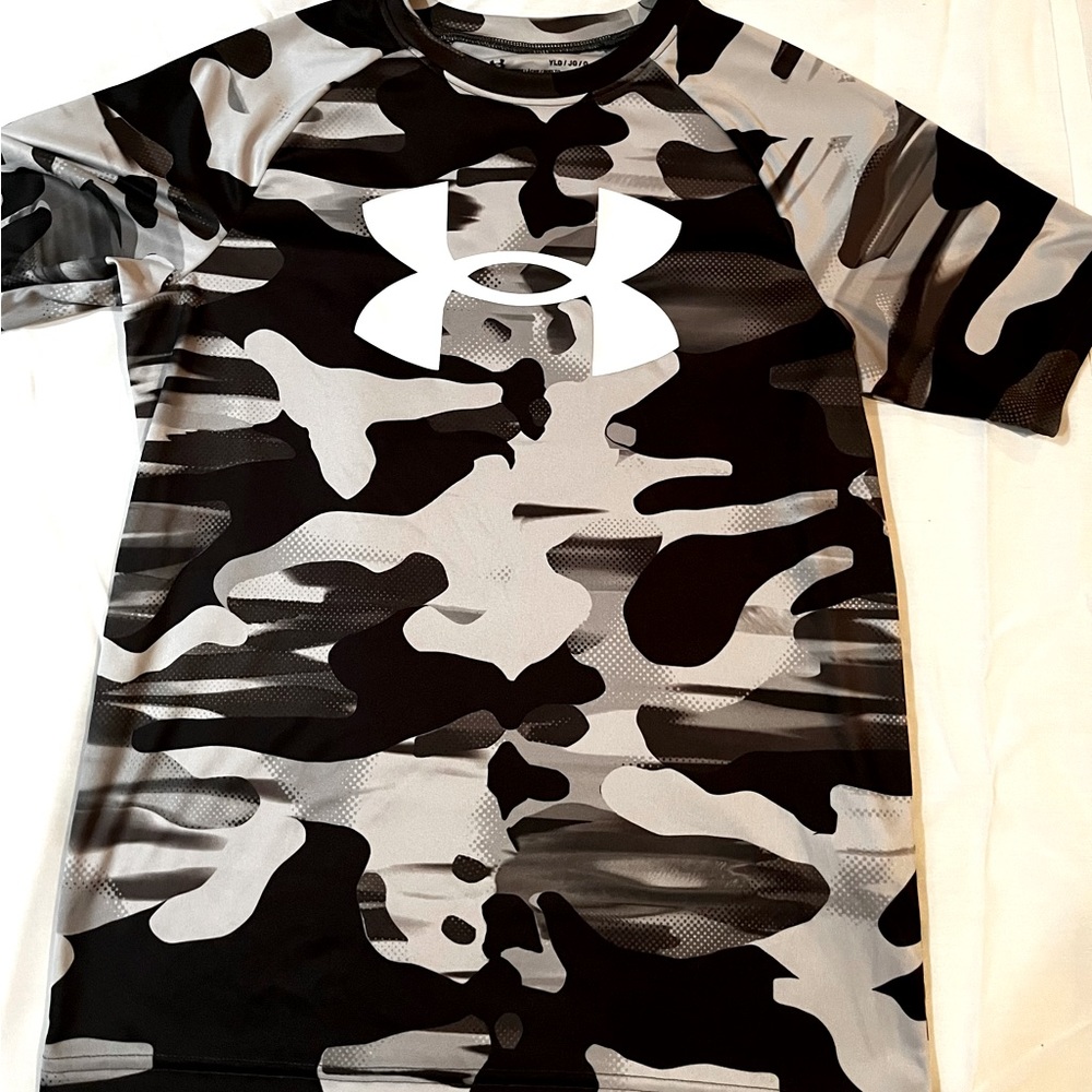 Boys Under Armour T-Shirt